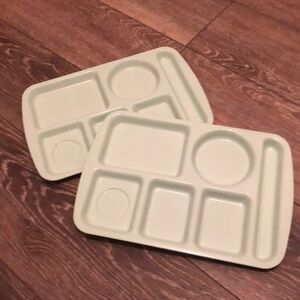 2 Adcraft VTG Melamine 6  Compartment Tray, 15 x 10” Lunch Cafeteria Plate Mint